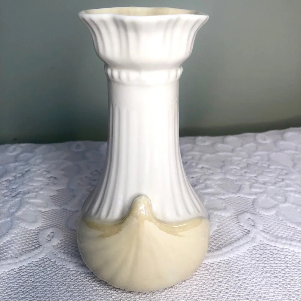 Belleek Moore Vase Vintage Ireland Ivory with Yellow Lustre Scallop Rim Irish